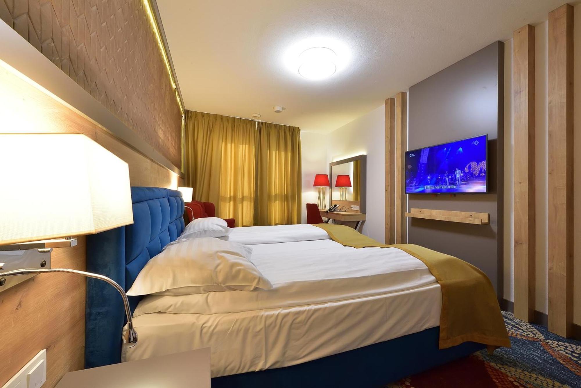 Art Rotterdam-fully Renovated Hotel